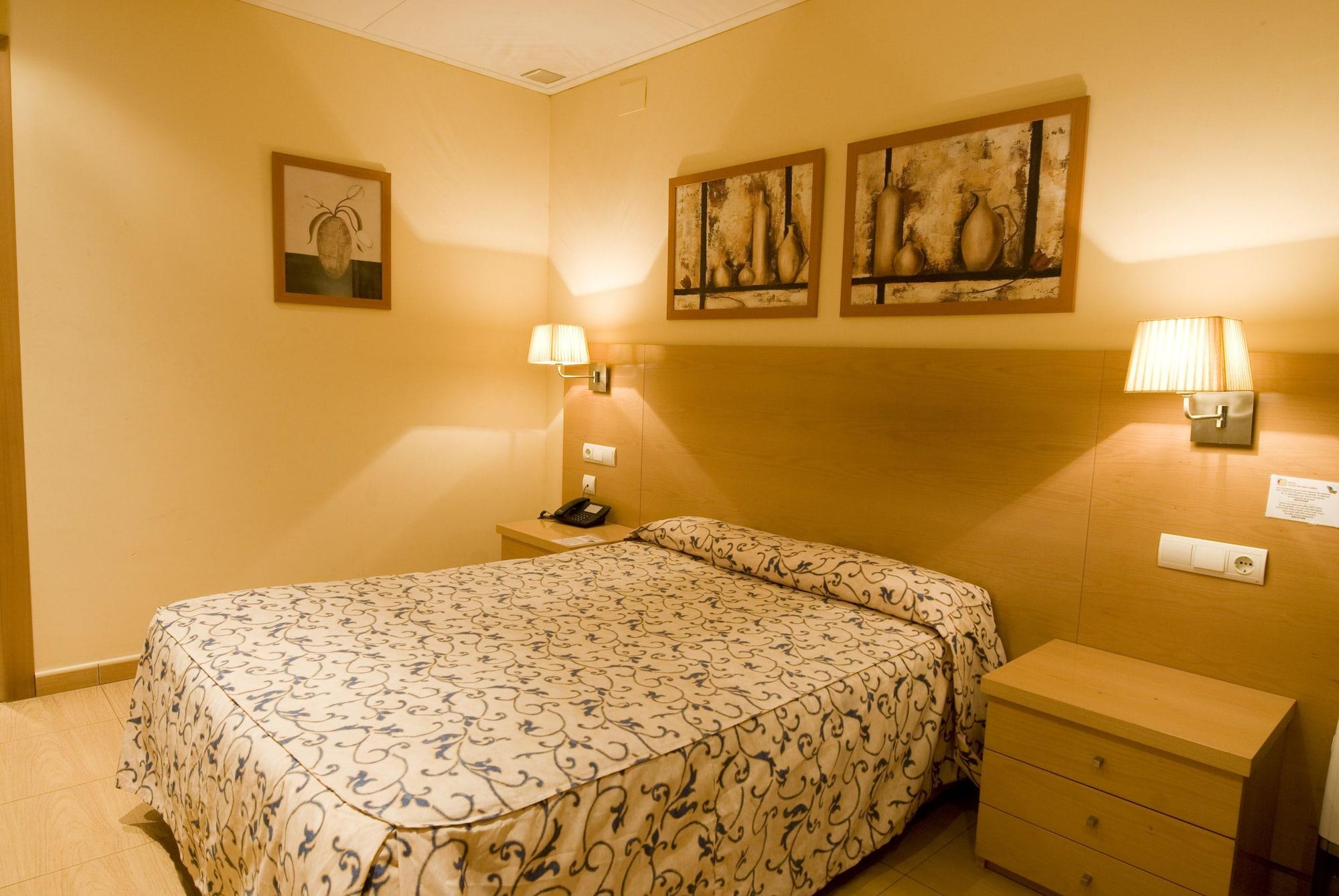 Hotel Ciutat De Sant Adria Sant Adrià de Besòs Esterno foto