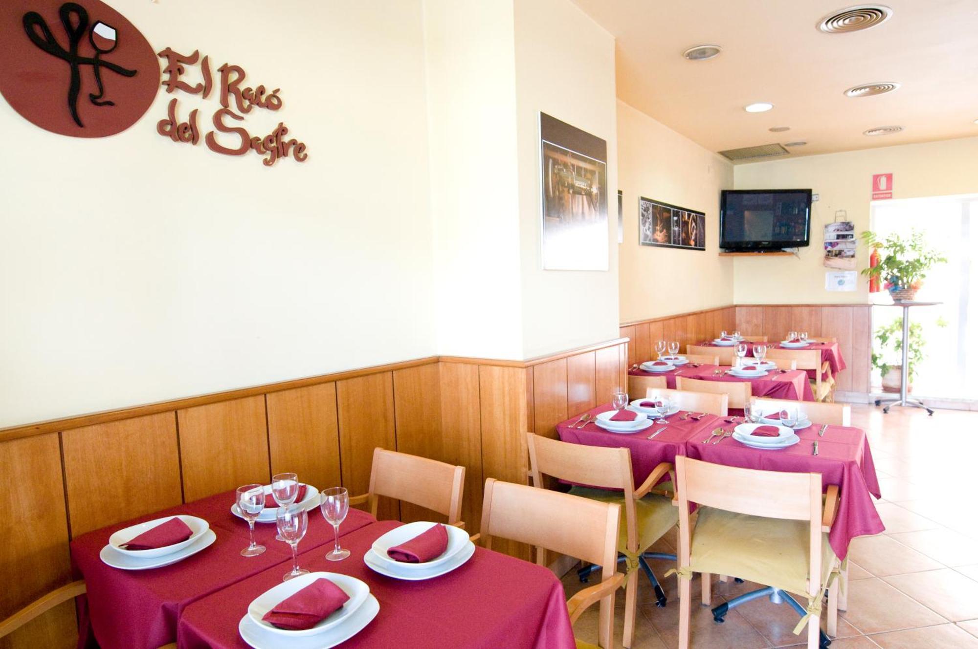 Hotel Ciutat De Sant Adria Sant Adrià de Besòs Esterno foto