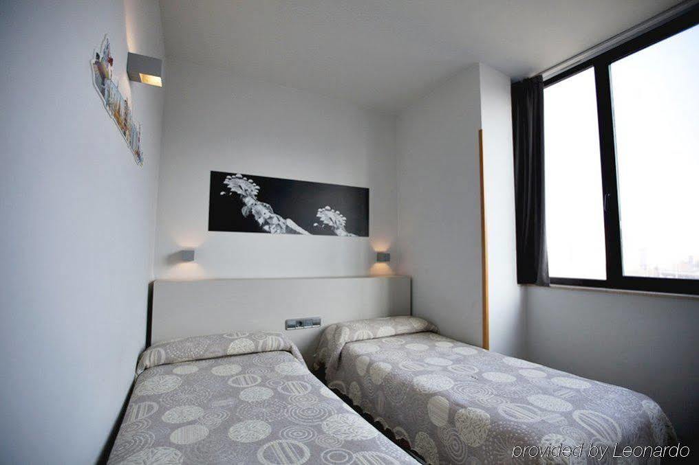 Hotel Ciutat De Sant Adria Sant Adrià de Besòs Esterno foto