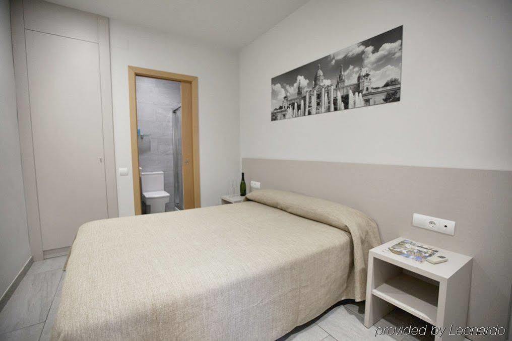 Hotel Ciutat De Sant Adria Sant Adrià de Besòs Esterno foto