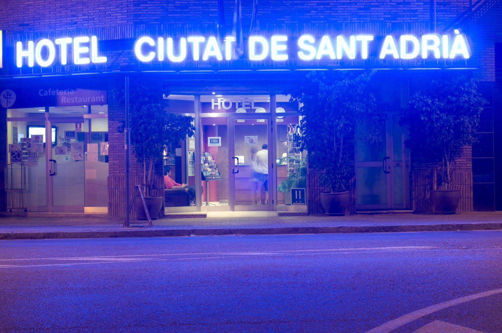 Hotel Ciutat De Sant Adria Sant Adrià de Besòs Esterno foto